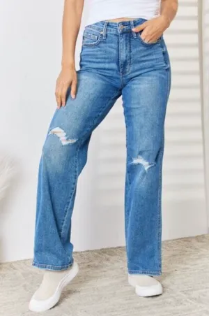 JUDY BLUE Straight Leg Distressed Jean