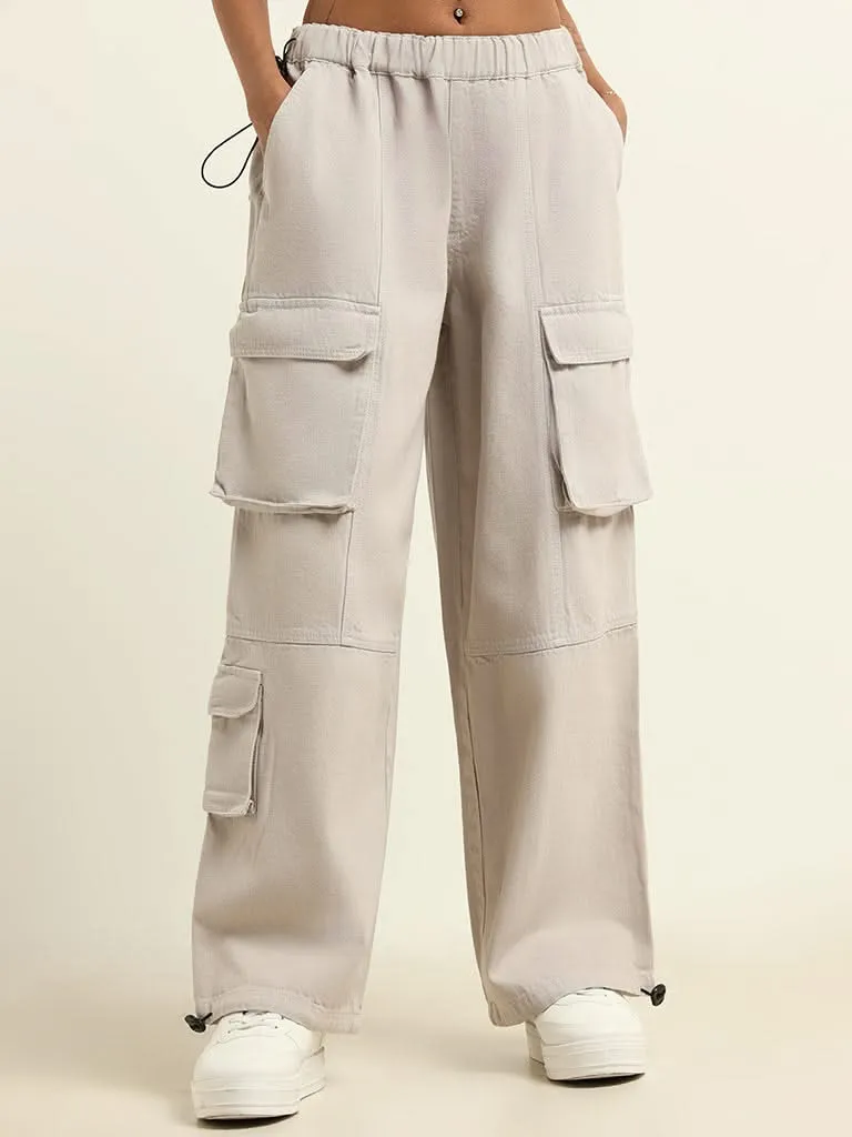 Nuon Beige Straight Fit High Rise Cargo Jeans