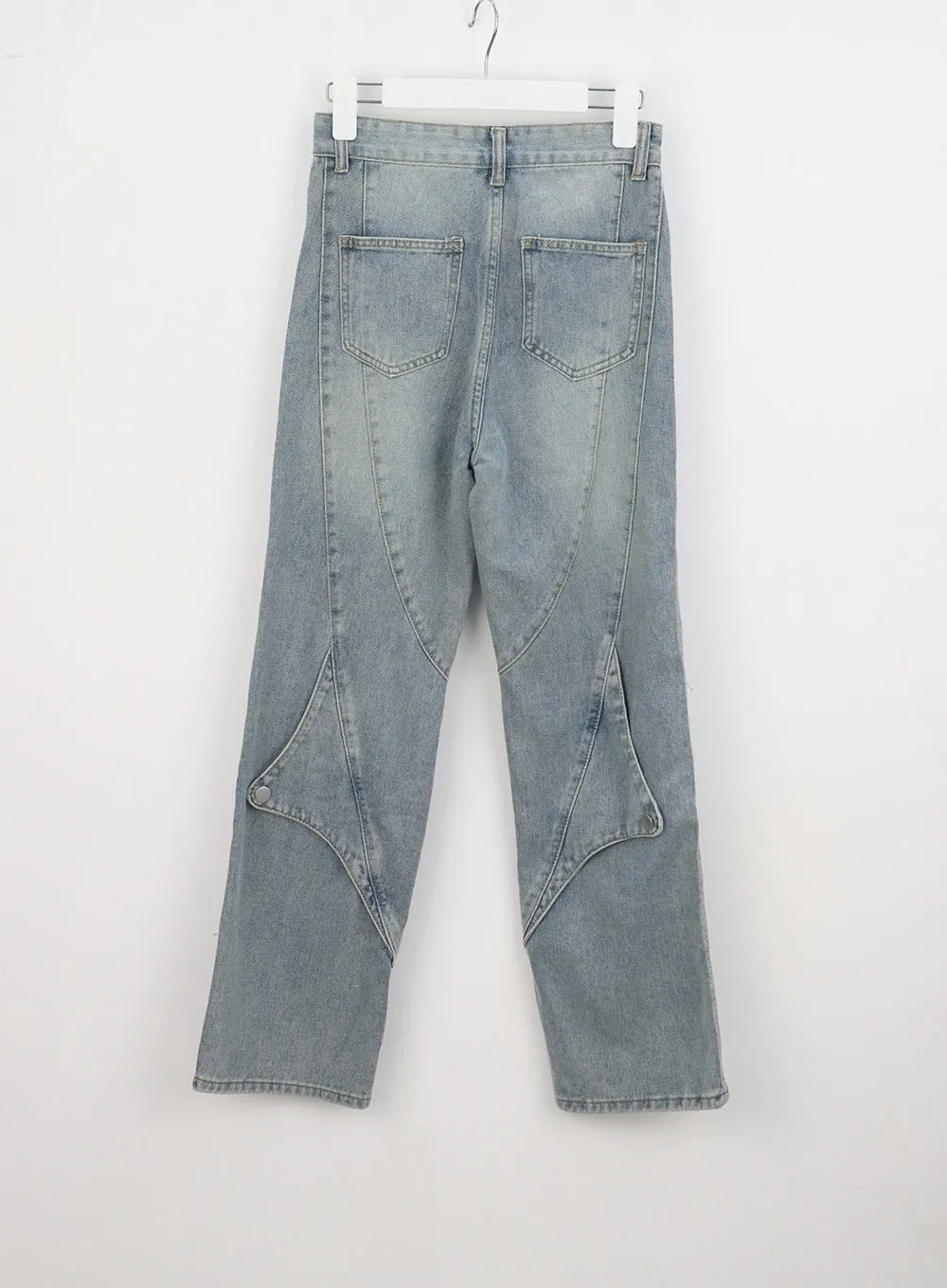 Straight Leg Jeans CY330