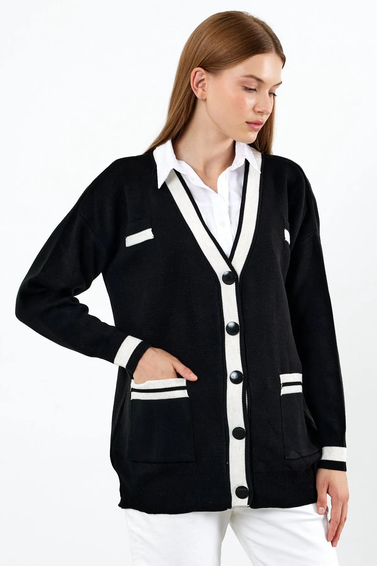 Vav Buttoned Down Short Knitted Winter Cardigan Black