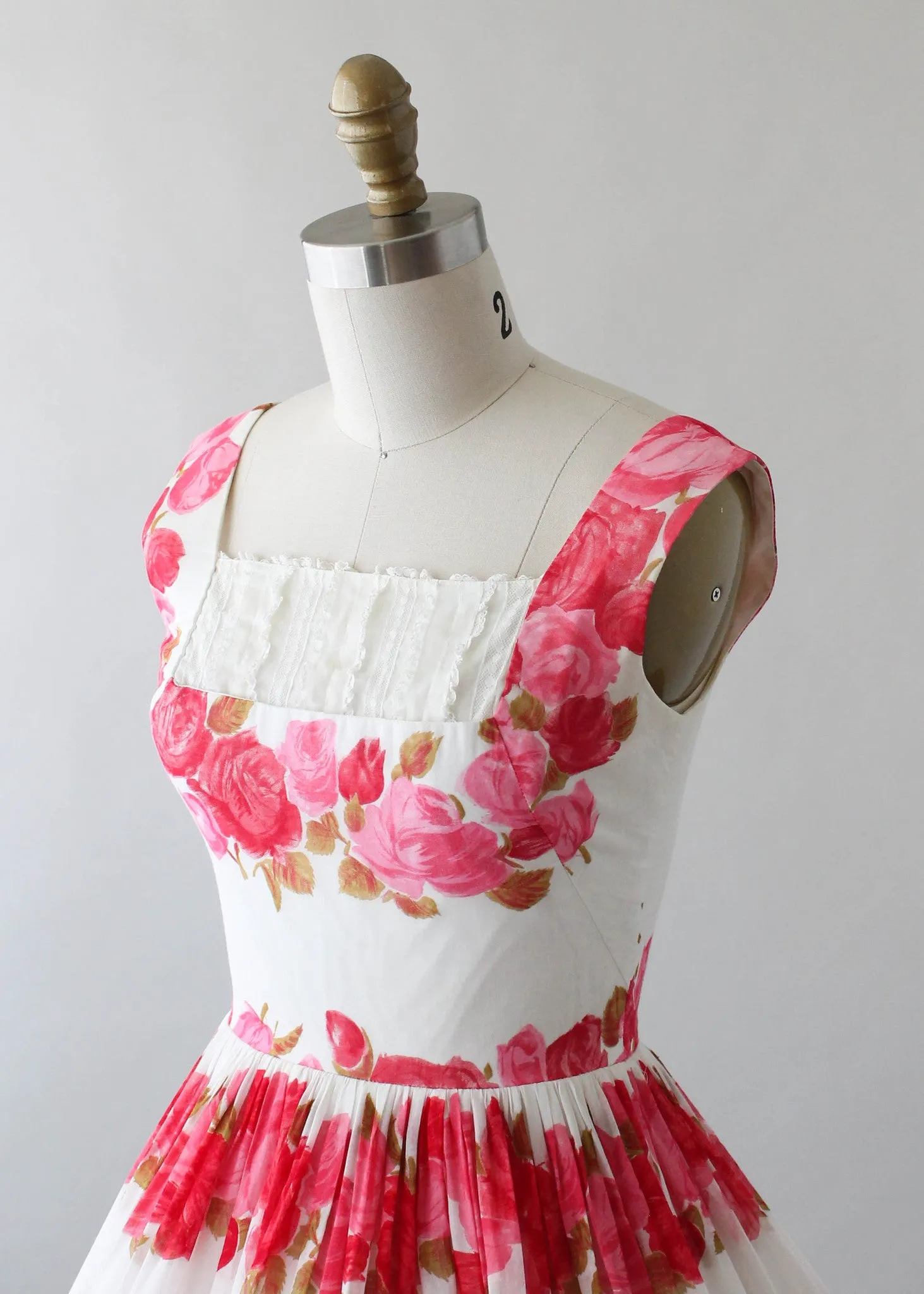 Vintage 1950s Rose Print Cotton Party Dress