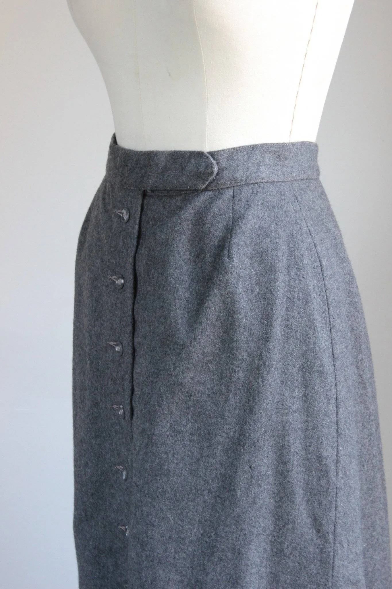 Vintage 1970s Grey Wool Skirt by Evan Picone